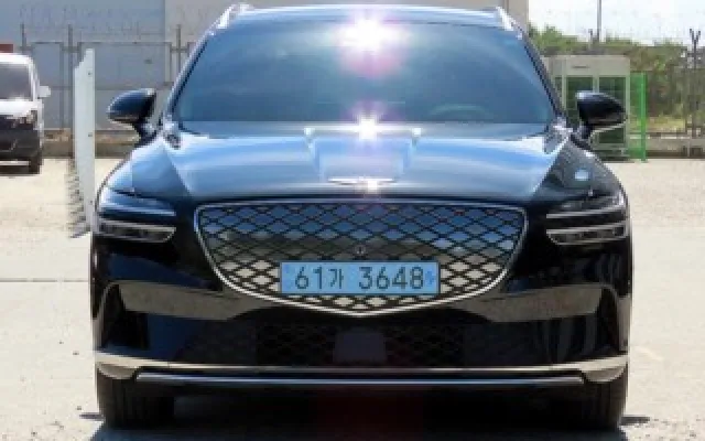 GV80쿠페일렉트릭 중고차 일렉트리파이드 GV70 e-AWD 매물 사진 18 - 2023/08 58,469km